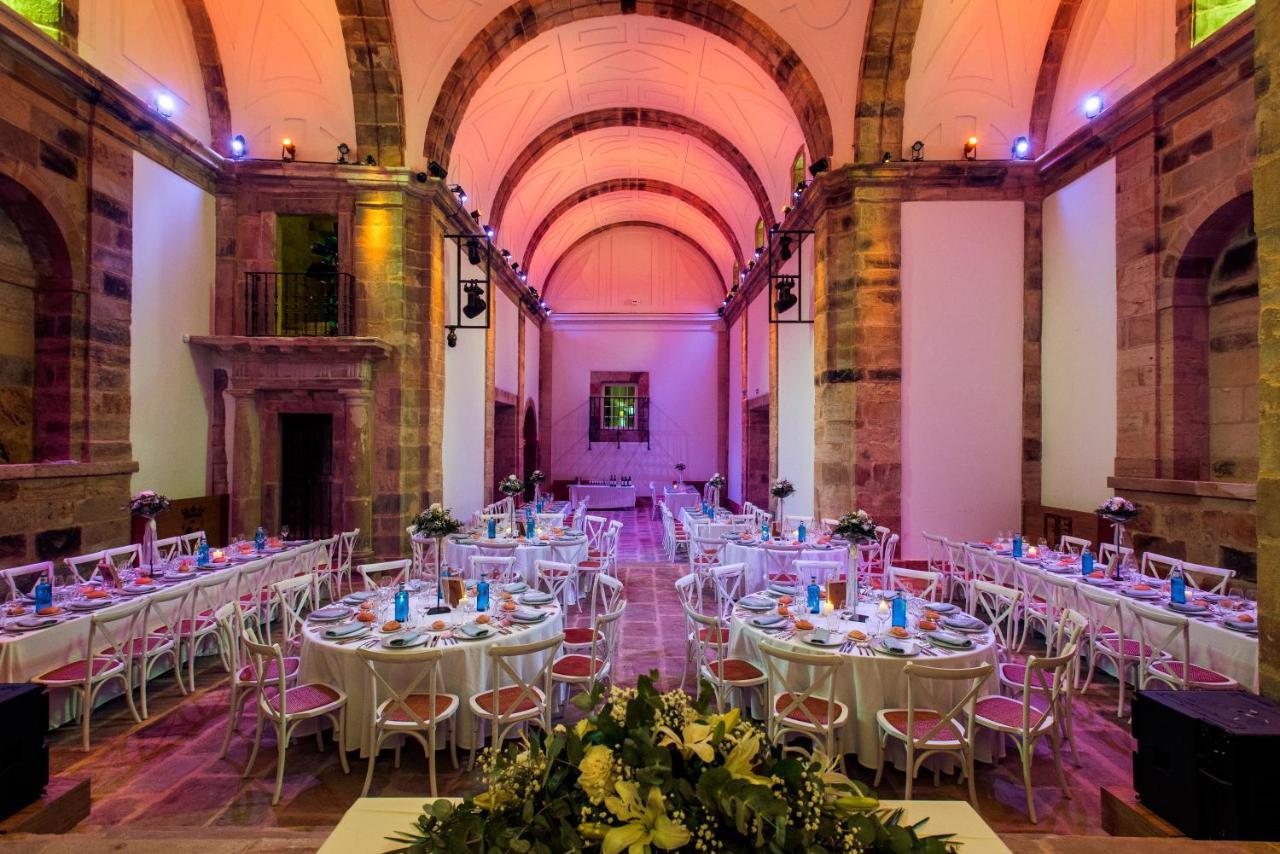 Palacio De Los Acevedo Hoznayo Esterno foto